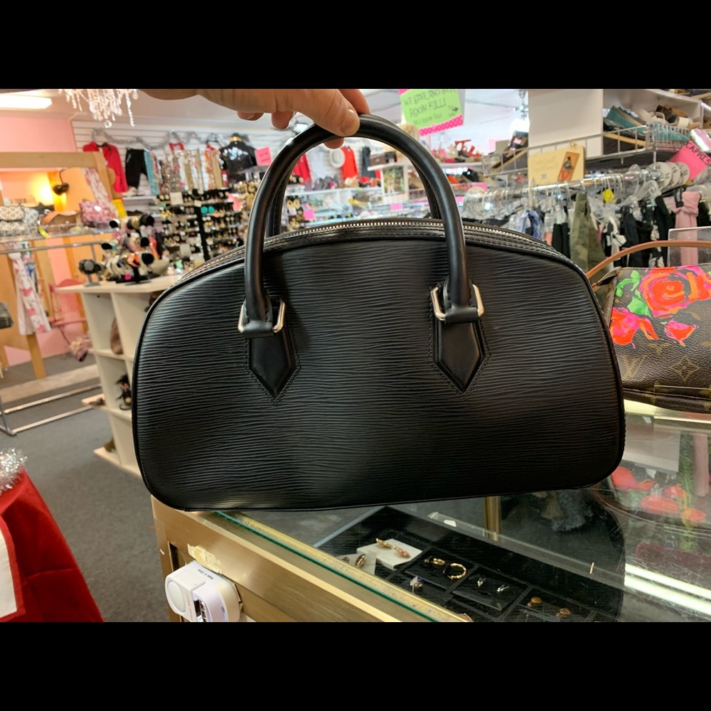Louie Vuitton Purse